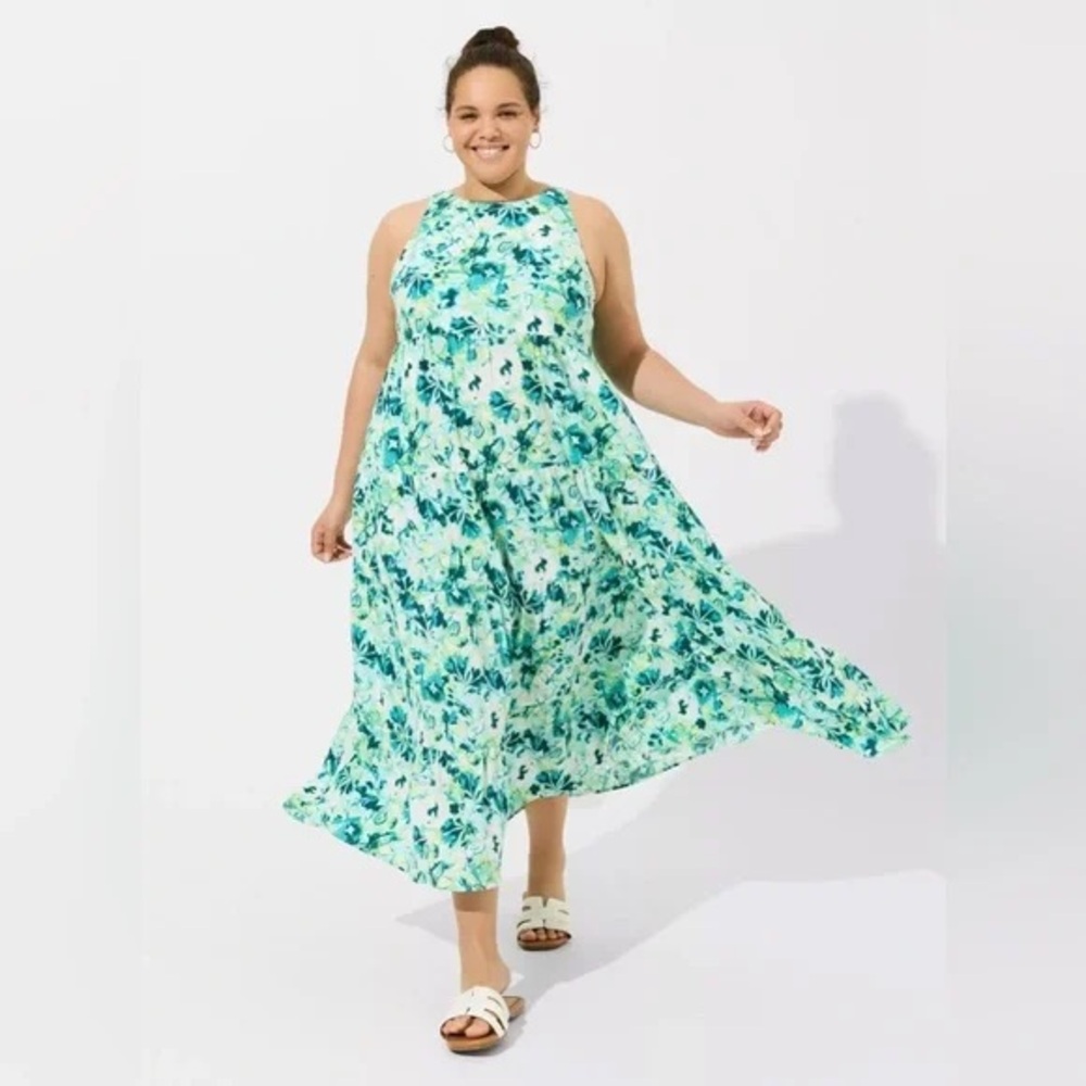 Torrid Green Floral Halter Tiered Tie Back Maxi  Dress with pockets NWT